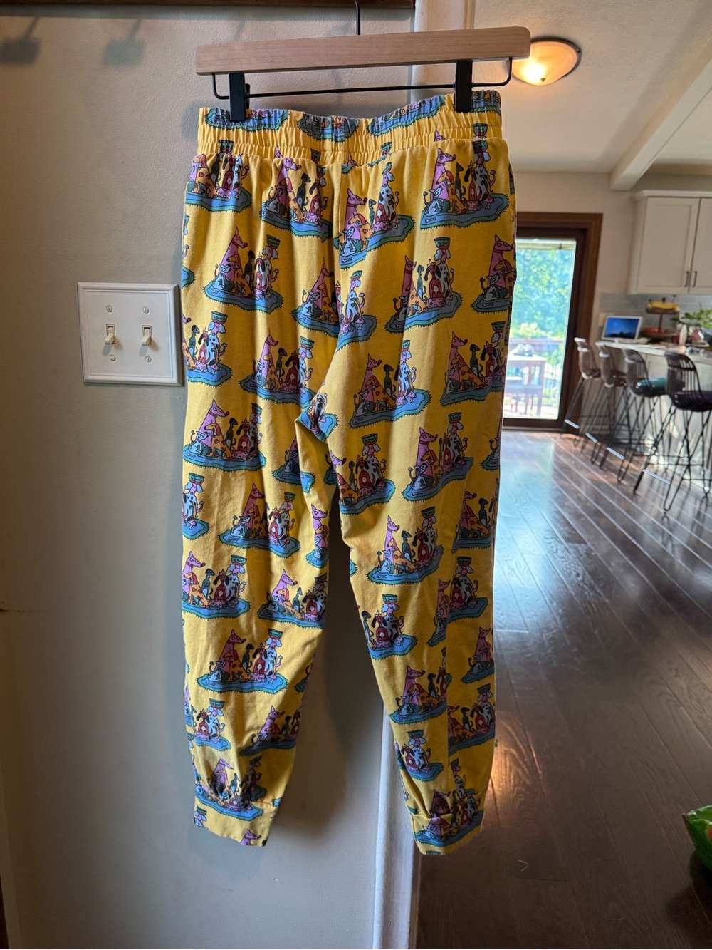 Nooworks Jogger Pants with Multicolor dogs - Picture 6 of 6
